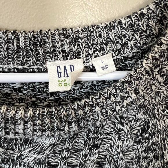 Gap for Good Women's Grey Sweater Size L - Picture 2 of 3